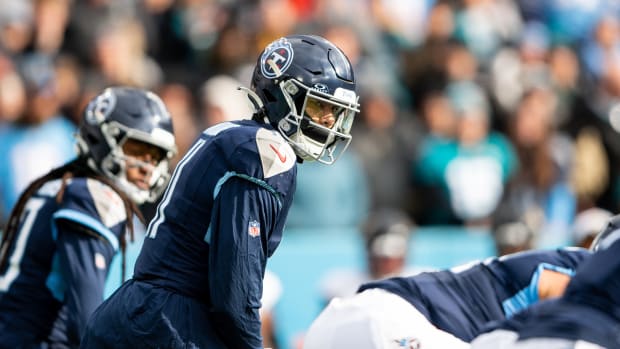 Tennessee Titans wide receiver Chris Moore (11) looks down the line during the first half against the Jacksonville Jaguars at Nissan Stadium.